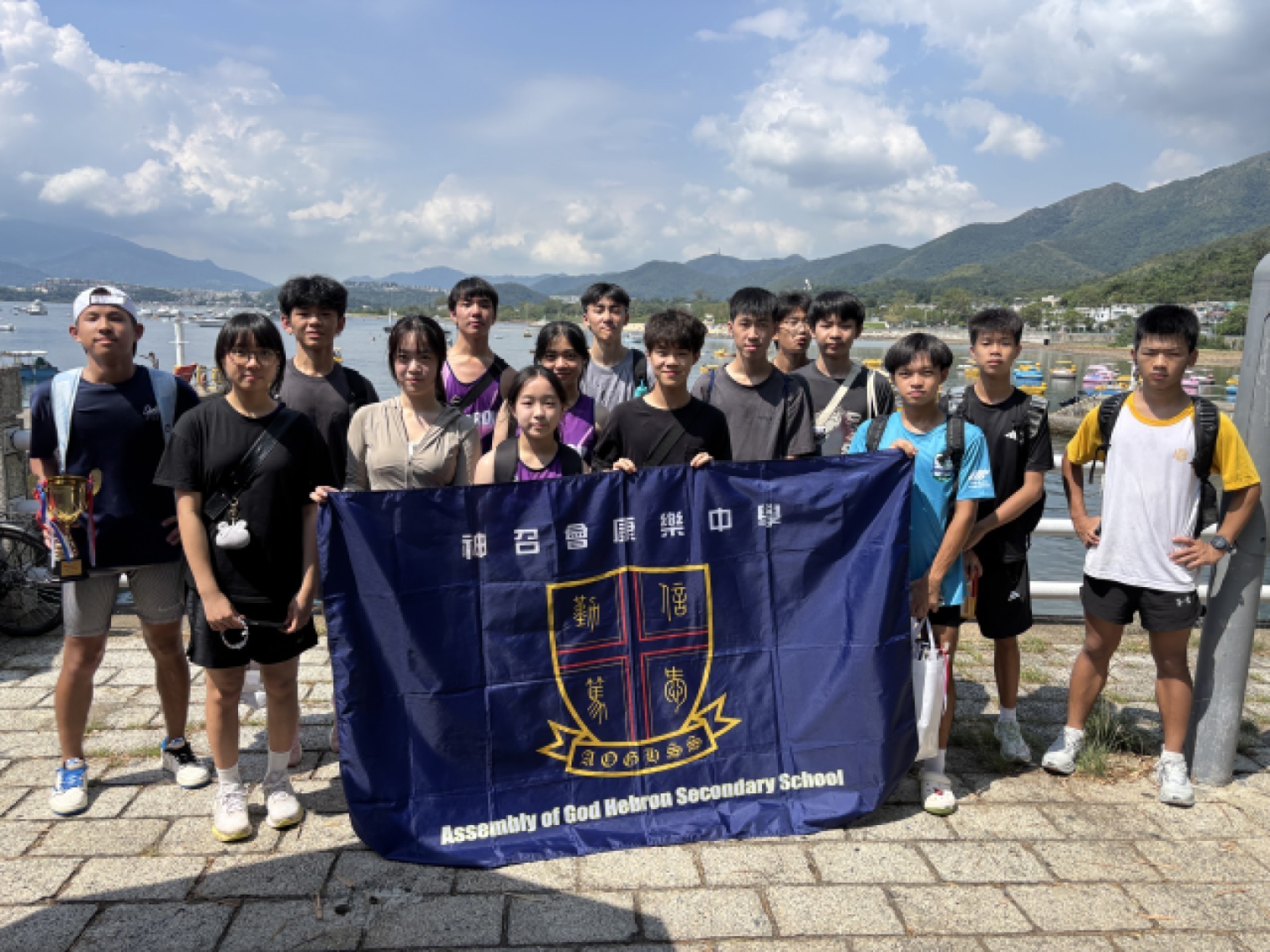 熱血奔馳，為校爭光！本校長跑隊國慶4公里賽勇創佳績 ?? ''